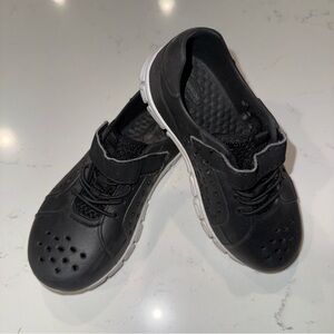 Kids Surprize by Stride Rite Water Shoe